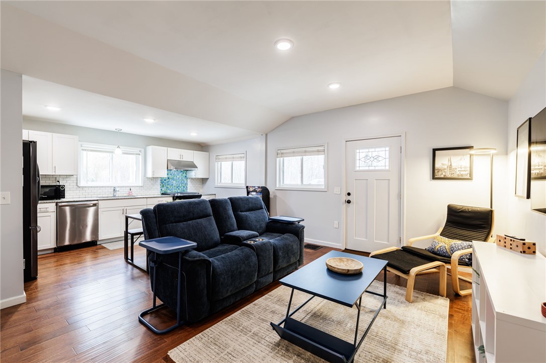 163 Park Road Irondequoit, NY 14622 - Photo 2 of 23 Great Room