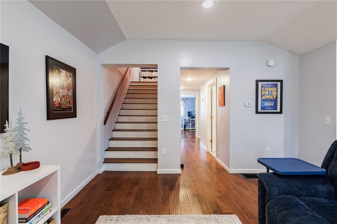 163 Park Road Irondequoit, NY 14622 - Photo 6 of 23