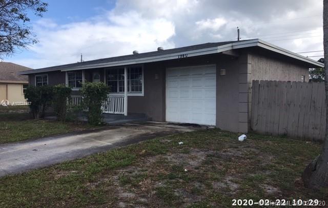 7940 Overlook Road Lake Worth, FL 33462 - Photo 2 of 8 Gallery Image 2