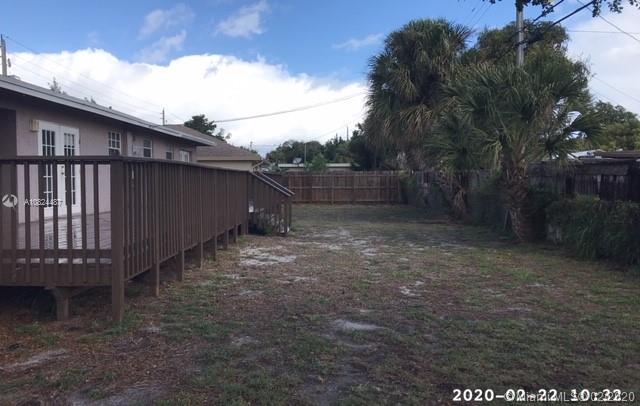 7940 Overlook Road Lake Worth, FL 33462 - Photo 8 of 8 Gallery Image 8