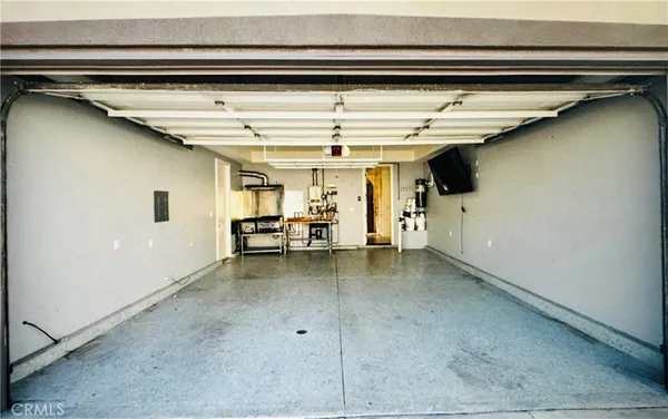 $7,500 | 416 15th Street, Huntington Beach, CA 92648