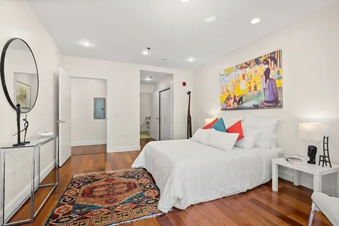 $1,178,000 | 17 Otis Street, Unit 205, Cambridge, MA 02141