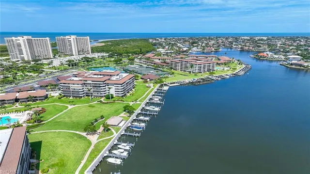 $5,700 | 601 Seaview Court, Unit C106, Marco Island, FL 34145