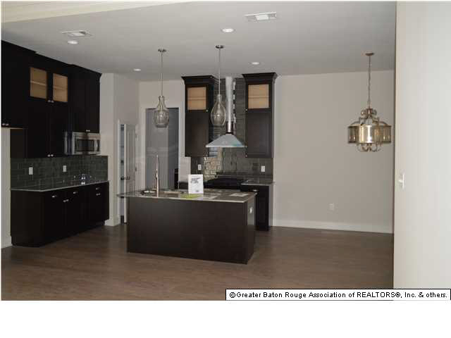 7846 Valencia Court Baton Rouge, LA 70820 - Photo 2 of 9 Gallery Image 2