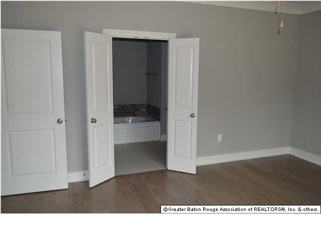 7846 Valencia Court Baton Rouge, LA 70820 - Photo 4 of 9 Gallery Image 4