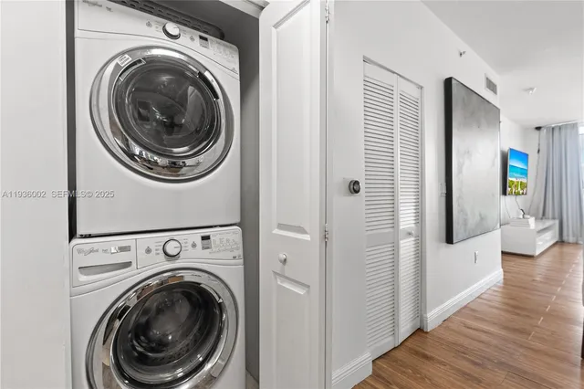 $750,000 | 7918 Harbor Island Drive, Unit 212, North Bay Village, FL 33141