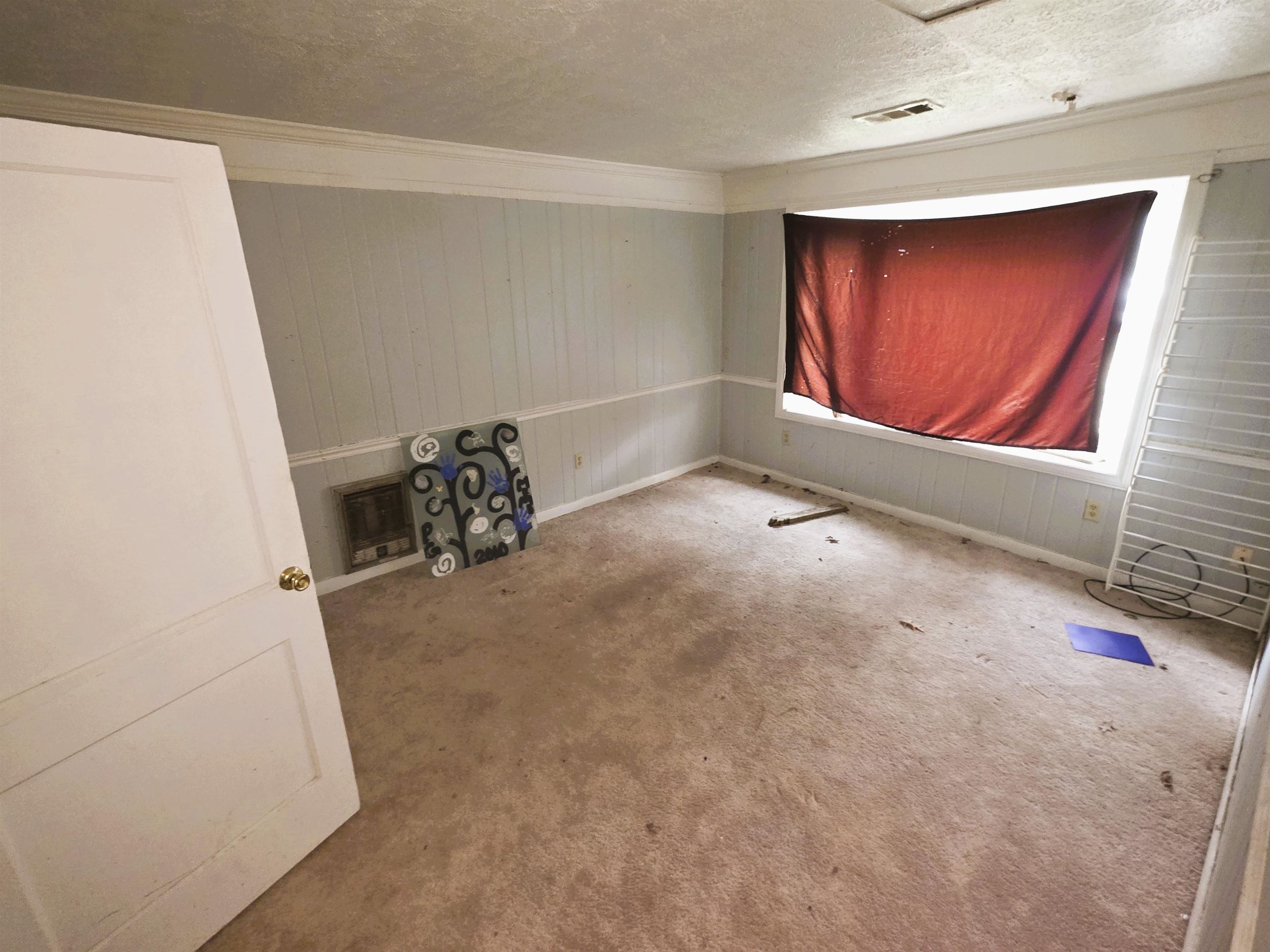 6751 Navy Road Millington, TN 38053 - Photo 11 of 14 an empty room with a window