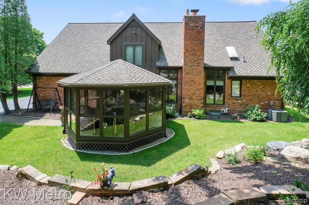 36915 Valley Ridge Drive Farmington Hills, MI 48331 - Photo 36 of 39