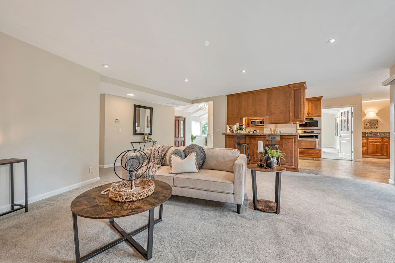 252 Montclair Road Los Gatos, CA 95032 - Photo 27 of 64 Gallery Image 27