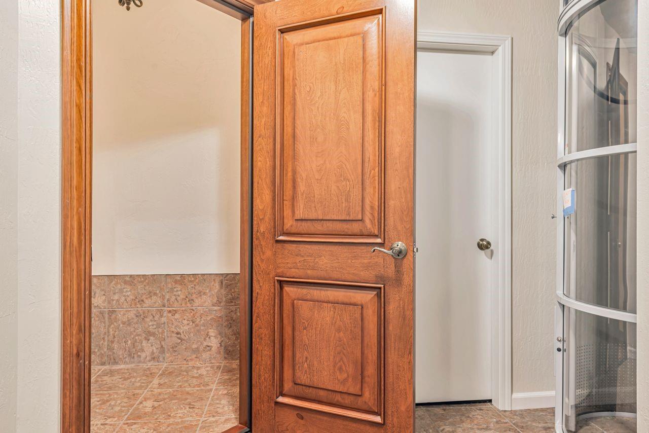 252 Montclair Road Los Gatos, CA 95032 - Photo 45 of 64 Gallery Image 45
