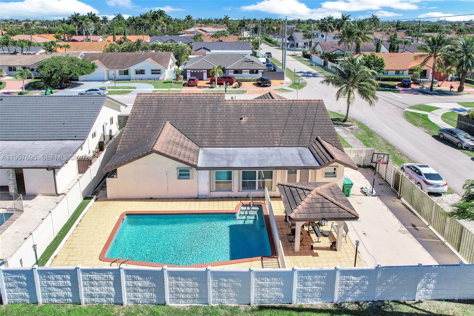 1992 Southwest 139th Court Miami, FL 33175 - Photo 13 of 26