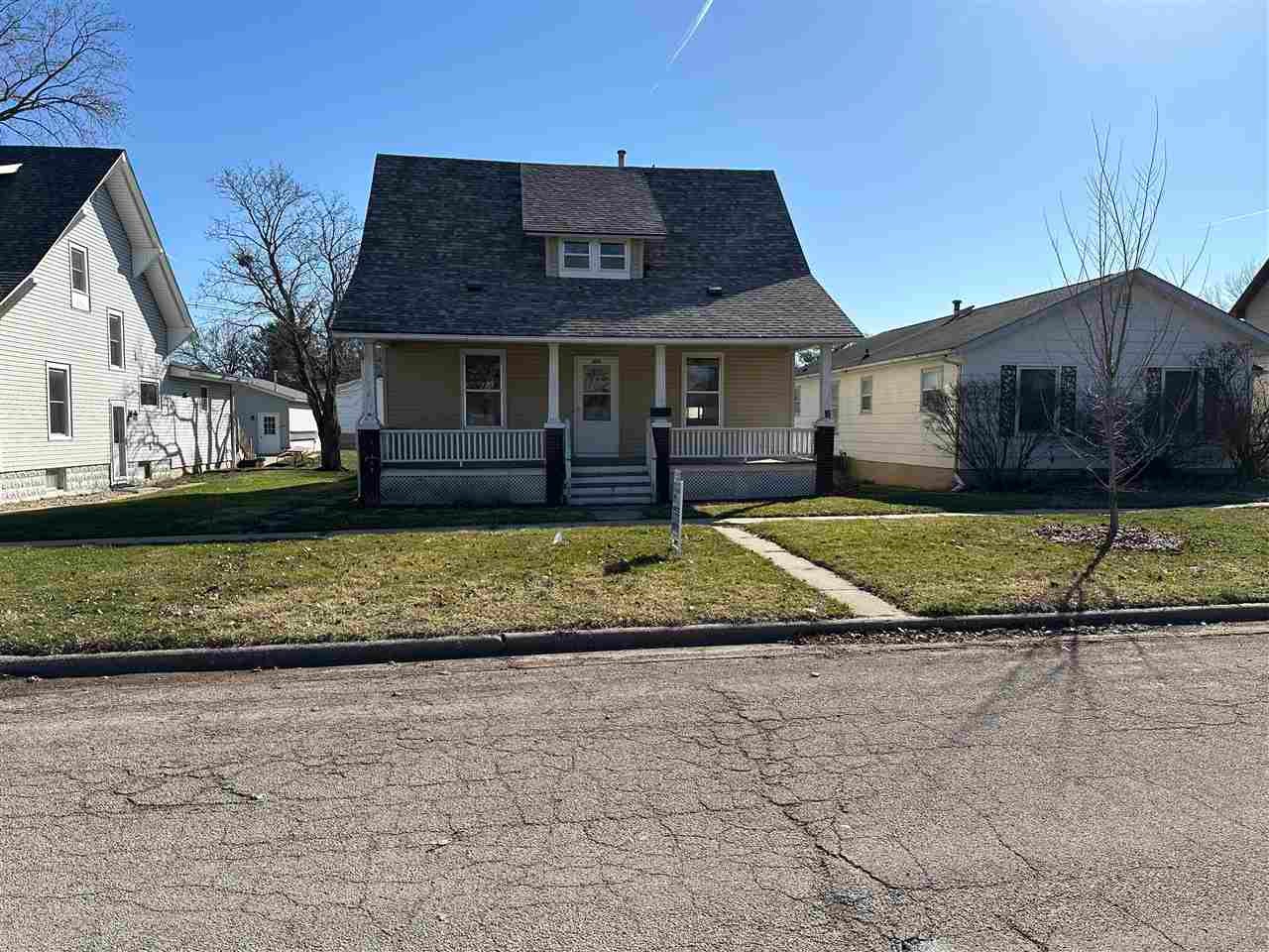 208 Walnut Street Tipton, IA 52772 - Photo 1 of 43 Gallery Image 1