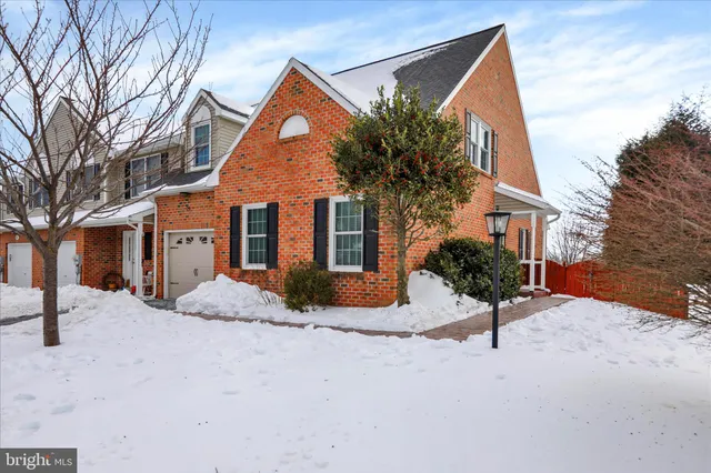 $335,000 | 79 Spring Hill Lane, Mountville, PA 17554