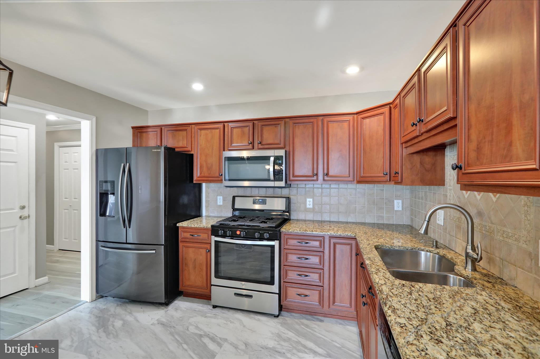 79 Spring Hill Lane Mountville, PA 17554 - Photo 13 of 35 360_5187