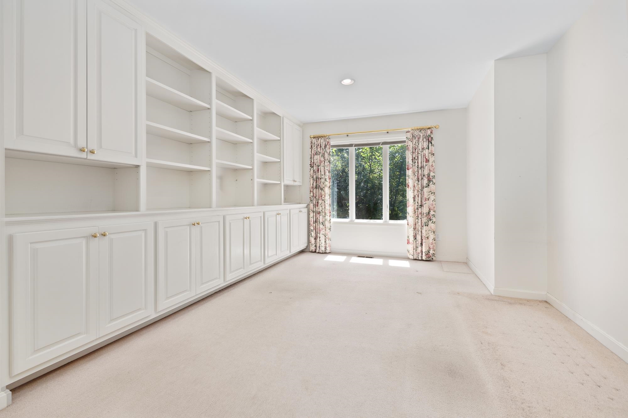 180 Greensboro Road Hanover, NH 03755 - Photo 16 of 40
