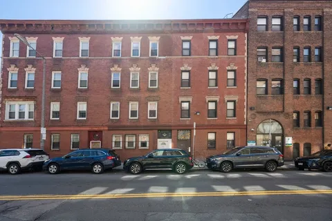 $2,600,000 | 410 Harrison Avenue, Boston, MA 02118