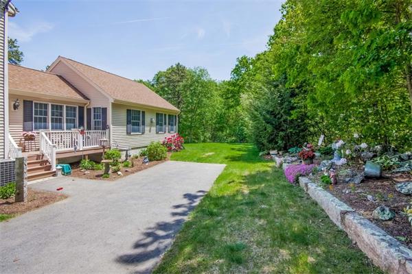 7 Abbey Road Walpole, MA 02071 - Photo 17 of 30