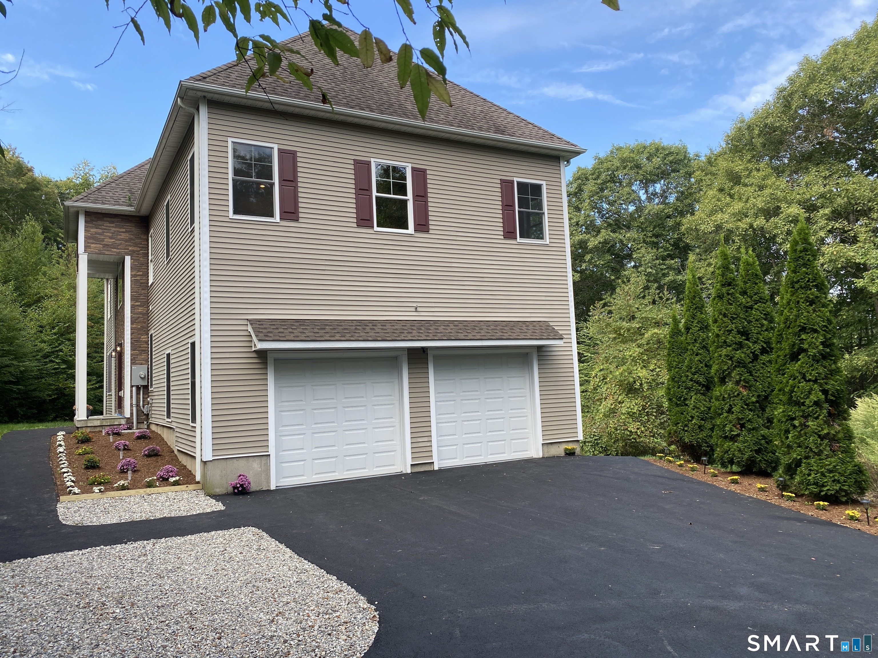 49 Ratlum Mountain Road Barkhamsted, CT 06063 - Photo 2 of 29 Gallery Image 2