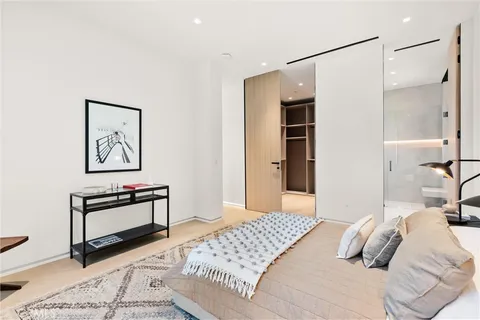 $10,800,000 | 412 St Andrews Road, Newport Beach, CA 92663