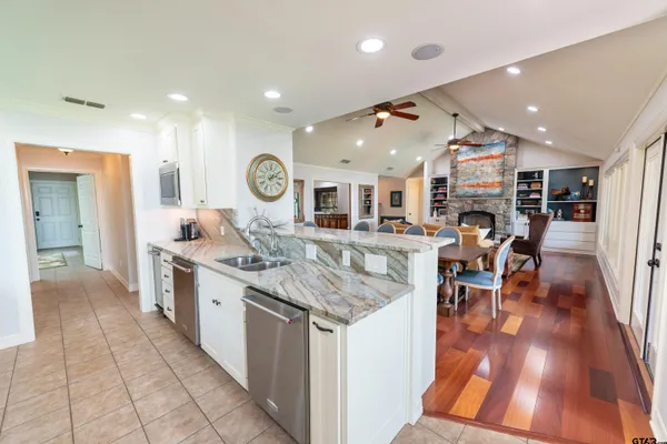 $1,499,900 | 150 Cr 2938 Street North, Pittsburg, TX 75686