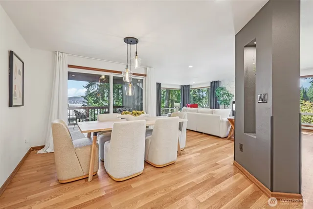 $2,250,000 | 411 West Lake Sammamish Parkway Northeast, Bellevue, WA 98008