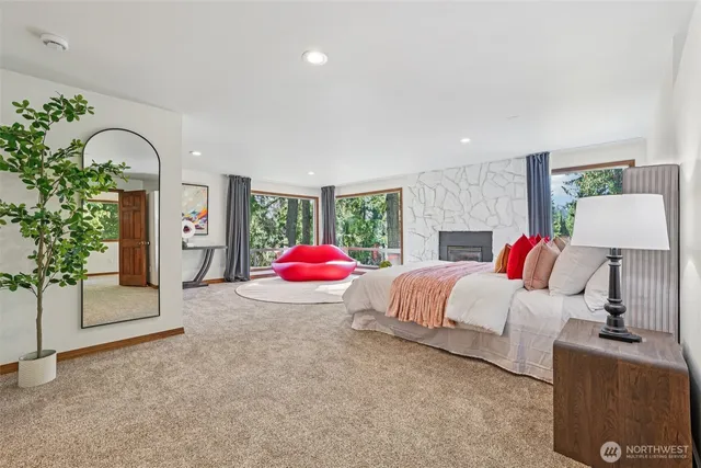 $2,250,000 | 411 West Lake Sammamish Parkway Northeast, Bellevue, WA 98008