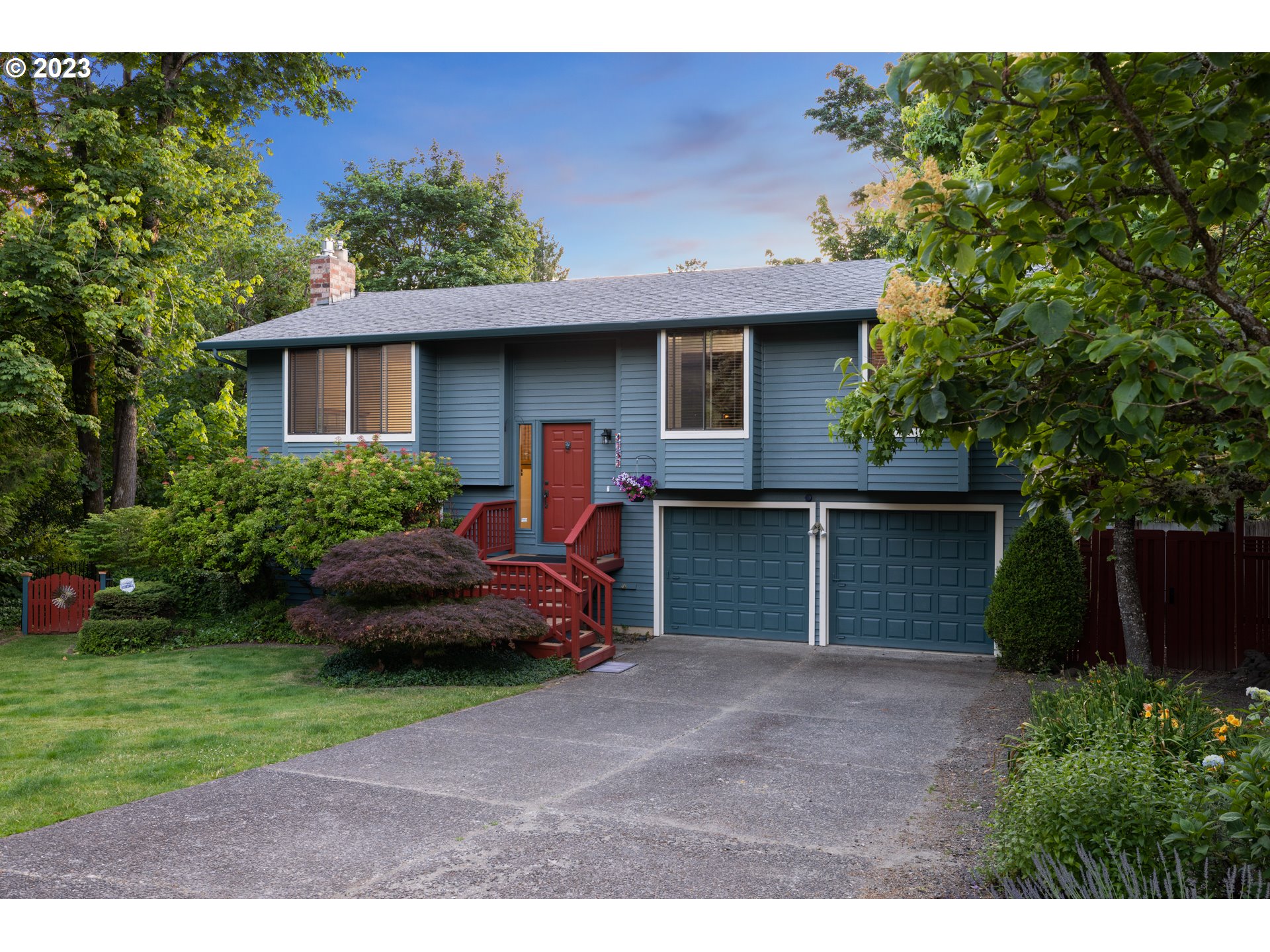 1757 Southwest 19th Court Gresham, OR 97080 - Photo 2 of 31 a house view with a garden space