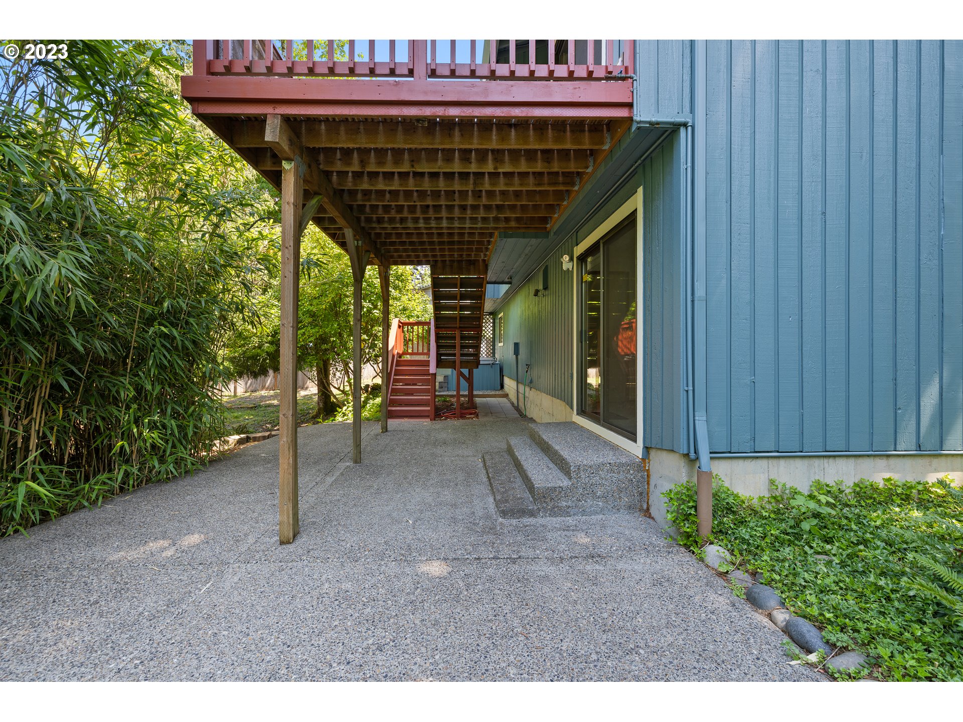 1757 Southwest 19th Court Gresham, OR 97080 - Photo 31 of 31 a picture of a wooden fence