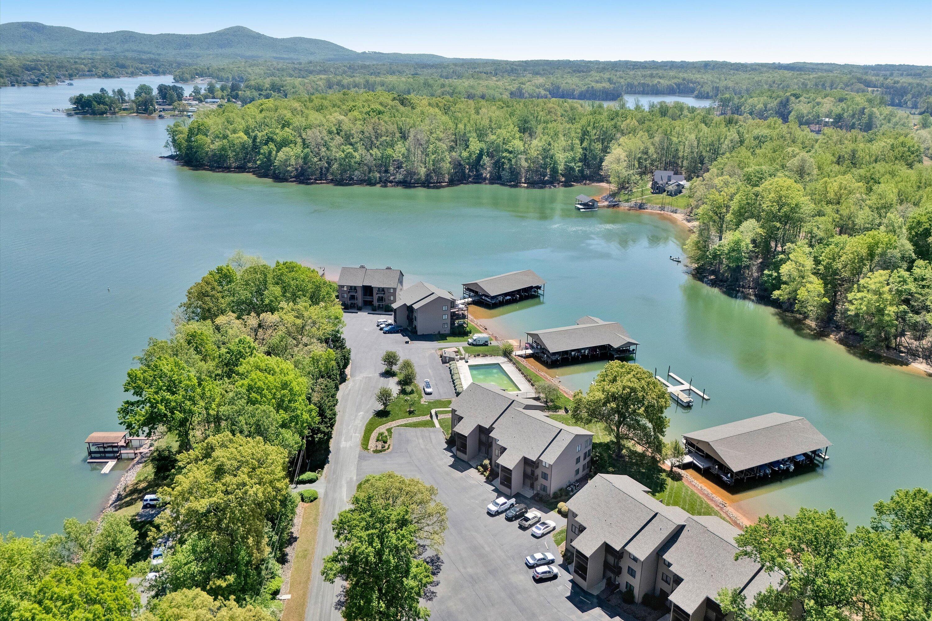 645 Monte Vista Road, Unit 105 Union Hall, VA 24176 - Photo 7 of 8 04-SGP-20260416123814