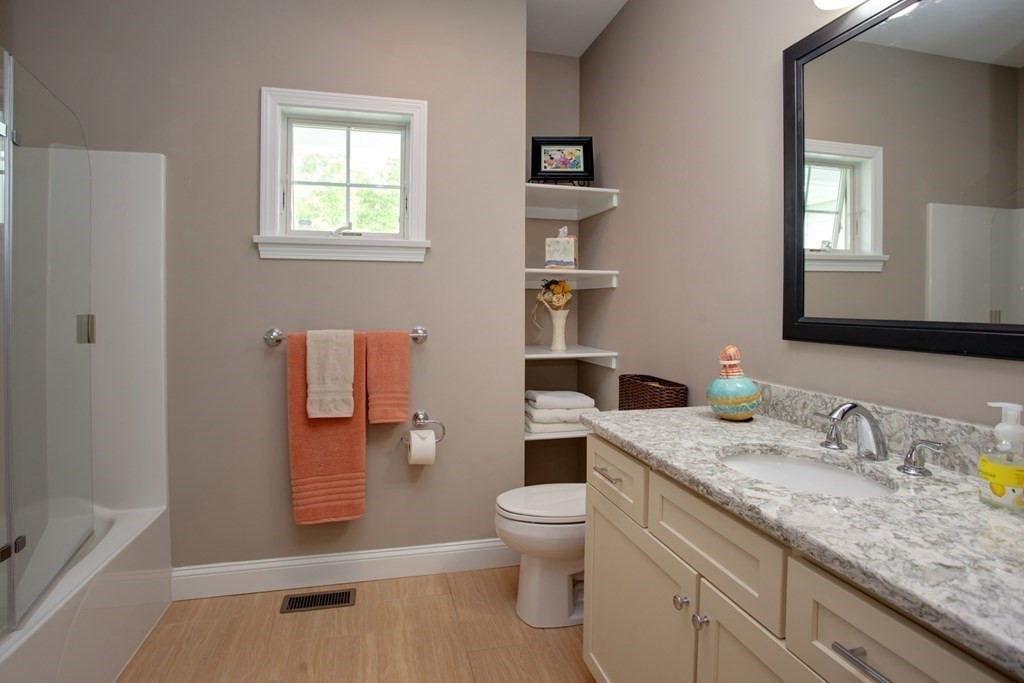 4 Pond View Terrace Wareham, MA 02576 - Photo 23 of 34