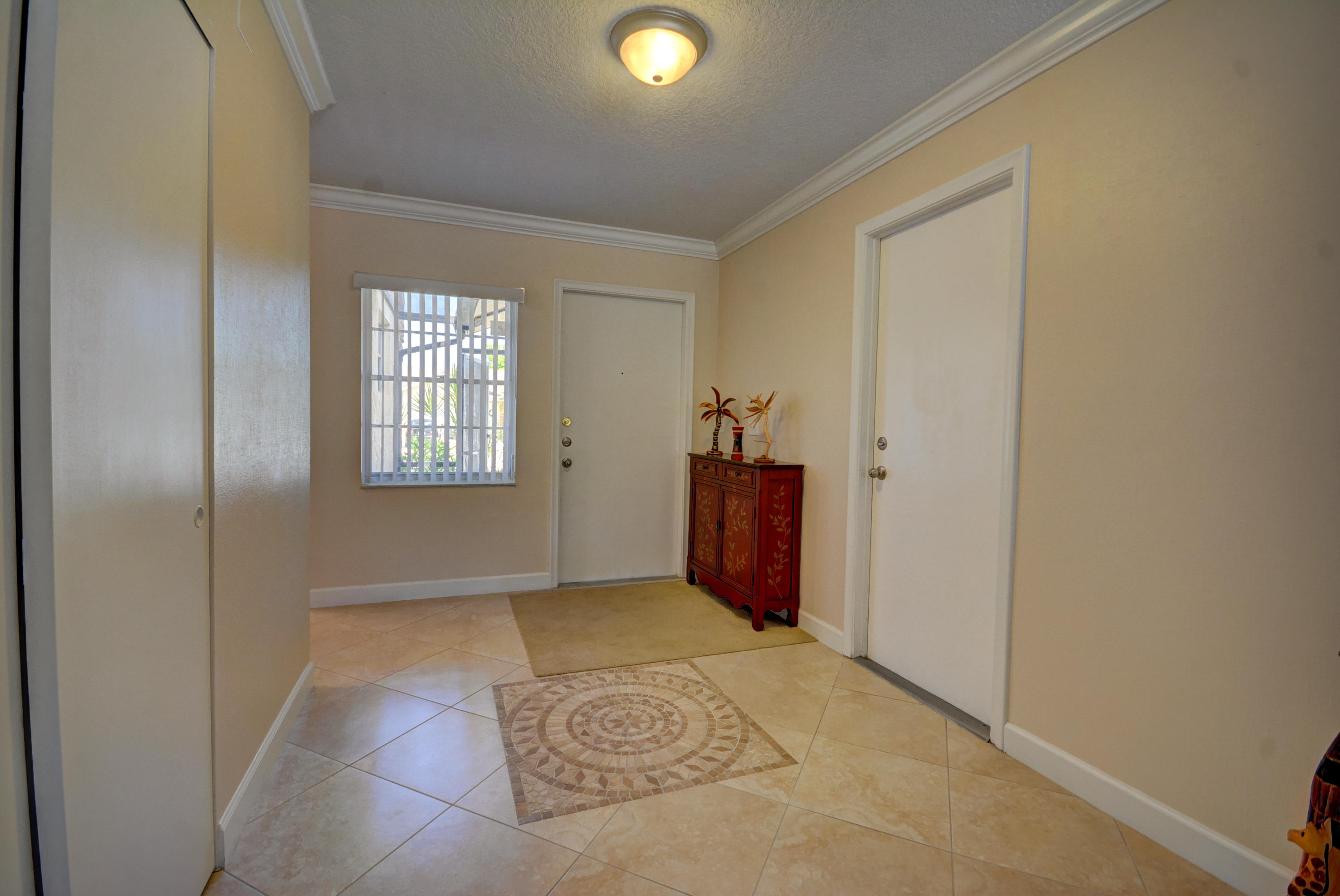 8948 Southwest 18th Road Boca Raton, FL 33433 - Photo 4 of 30 CG 8948 SW 18th Rd-5