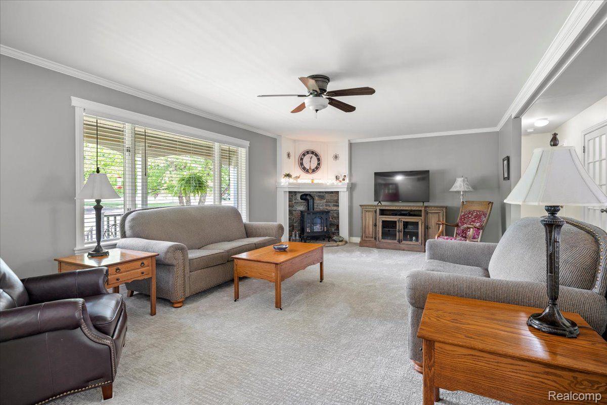 58685 Travis Road New Hudson, MI 48165 - Photo 6 of 50 Gallery Image 6