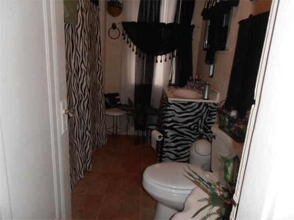 151-153 Leyfred Terrace Springfield, MA 01108 - Photo 9 of 11 Gallery Image 9