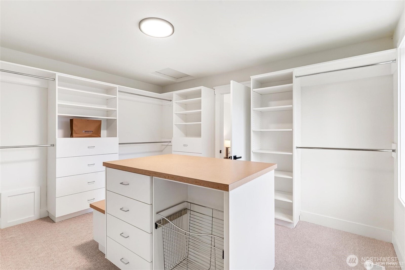 223 South Camano Ridge Road Camano Island, WA 98282 - Photo 11 of 40