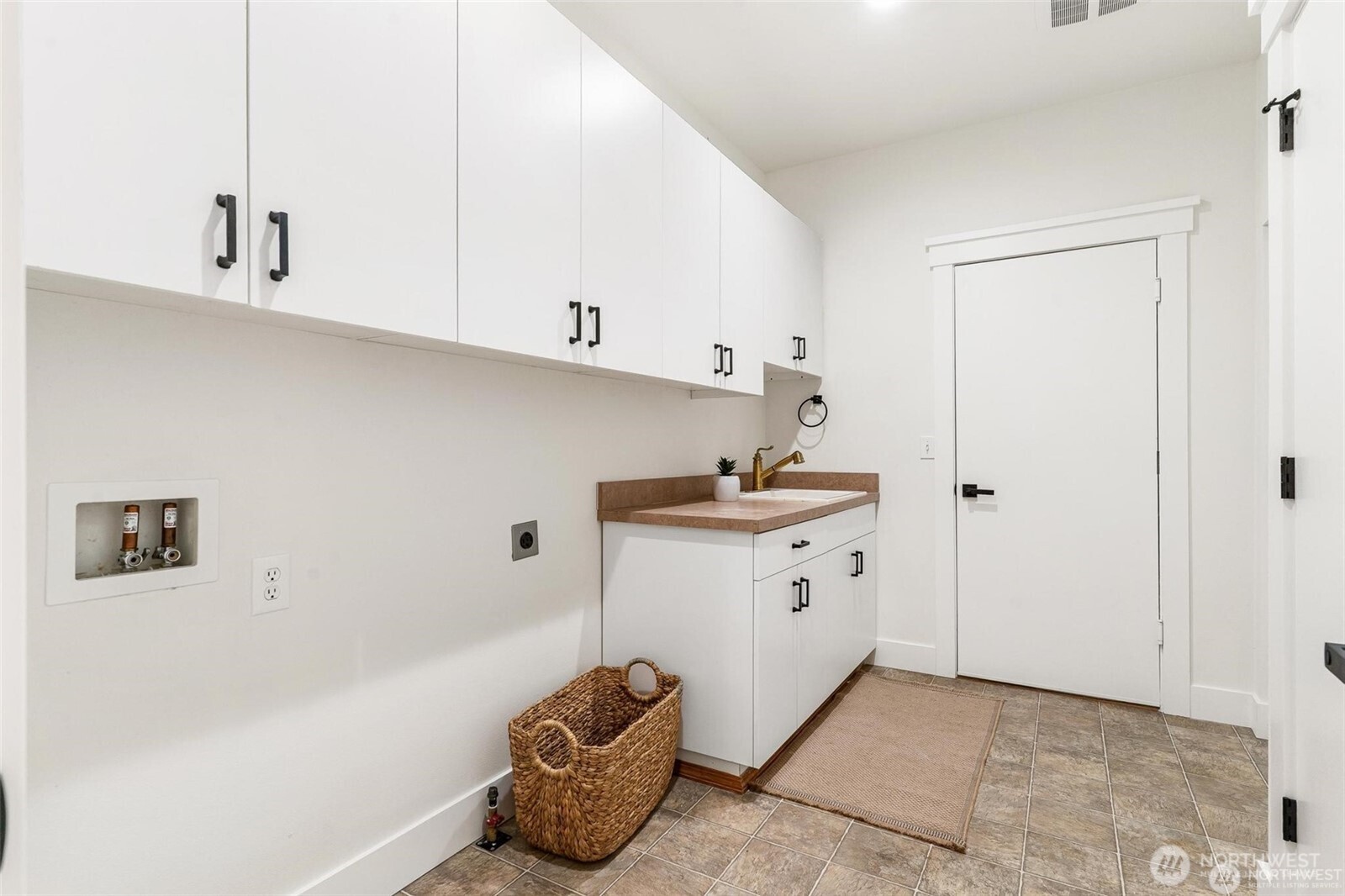 223 South Camano Ridge Road Camano Island, WA 98282 - Photo 36 of 40