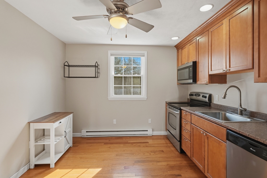 52 Burnap Road, Unit 2 Holliston, MA 01746 - Photo 3 of 21 Gallery Image 3