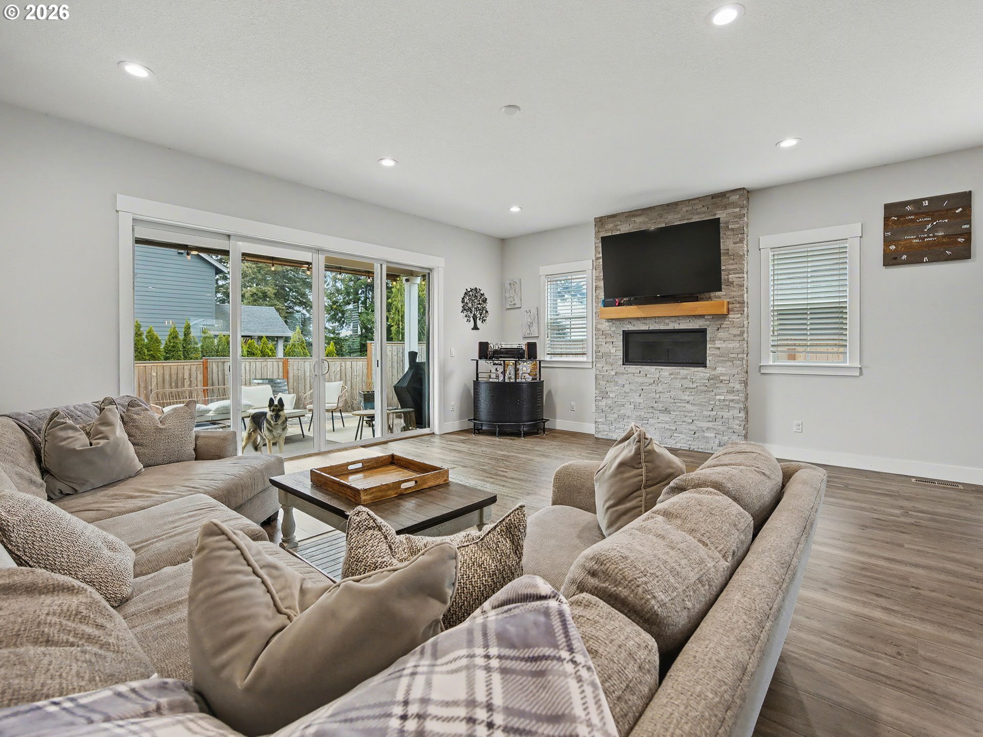 38005 Juniper Street Sandy, OR 97055 - Photo 9 of 47