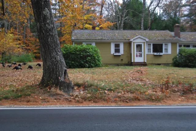 $375,000 | 23 Ledge Hill Road, Tuftonboro, NH 03816