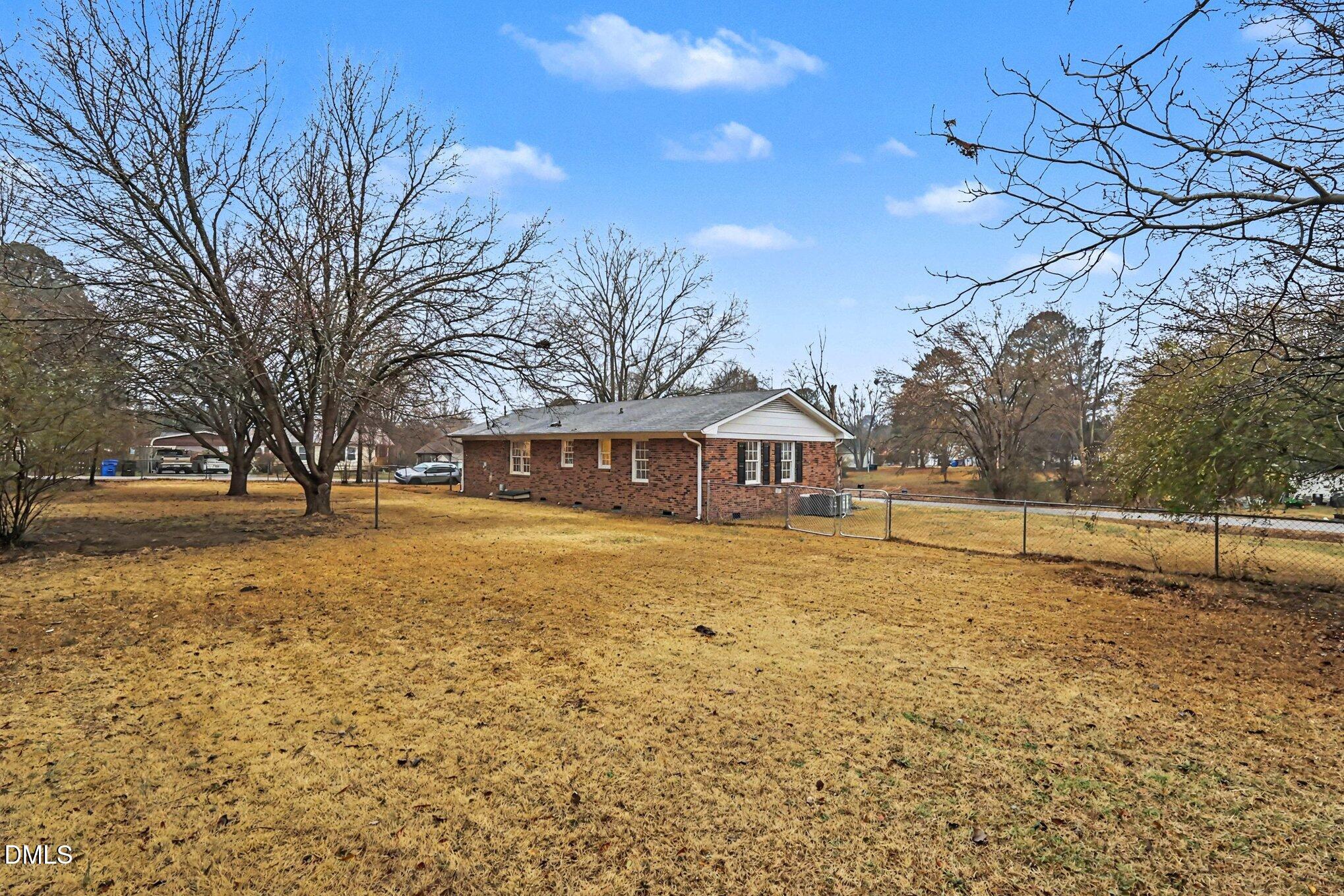 191 South Ida Street Coats, NC 27521 - Photo 15 of 17 photo_05