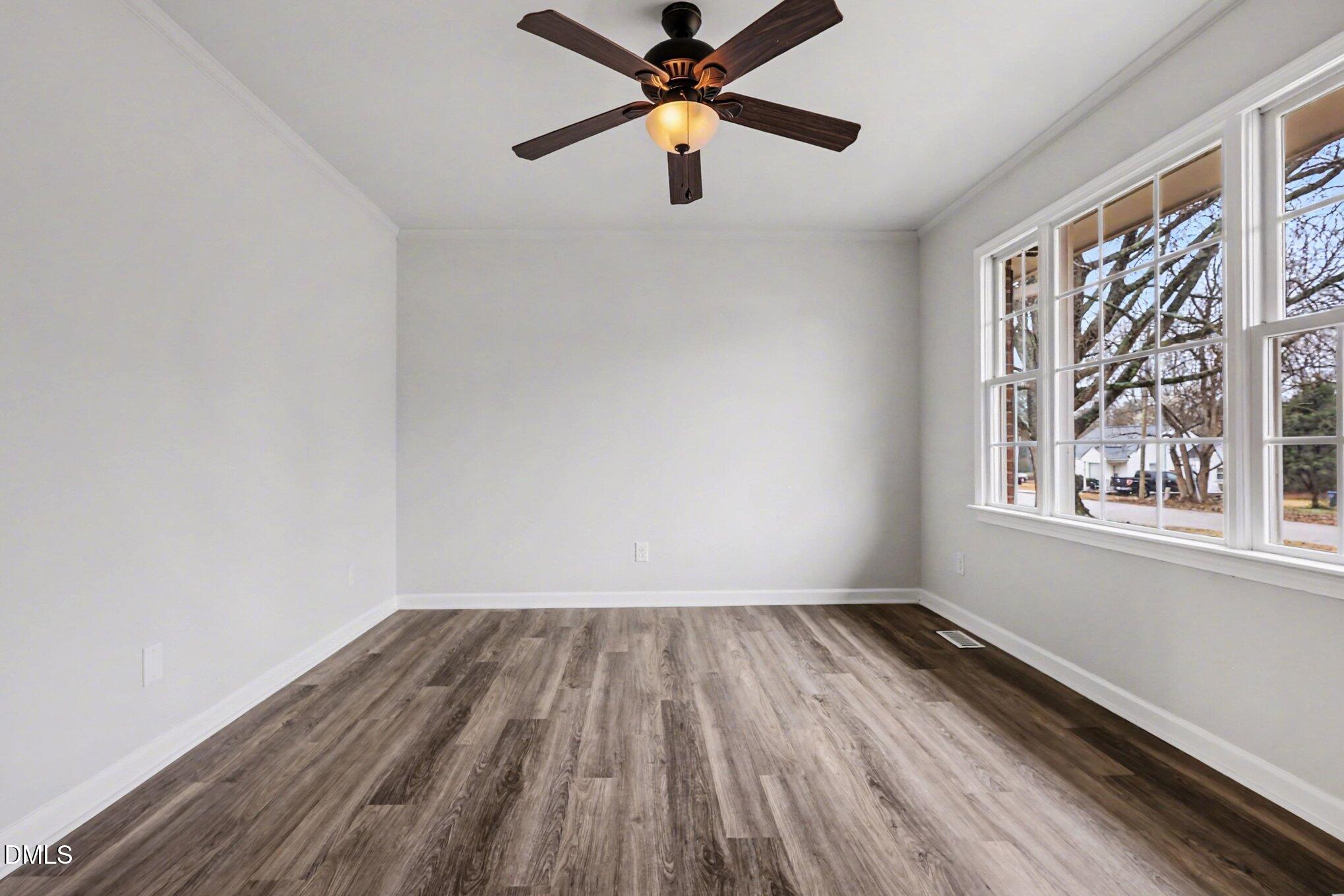 191 South Ida Street Coats, NC 27521 - Photo 3 of 17 photo_03