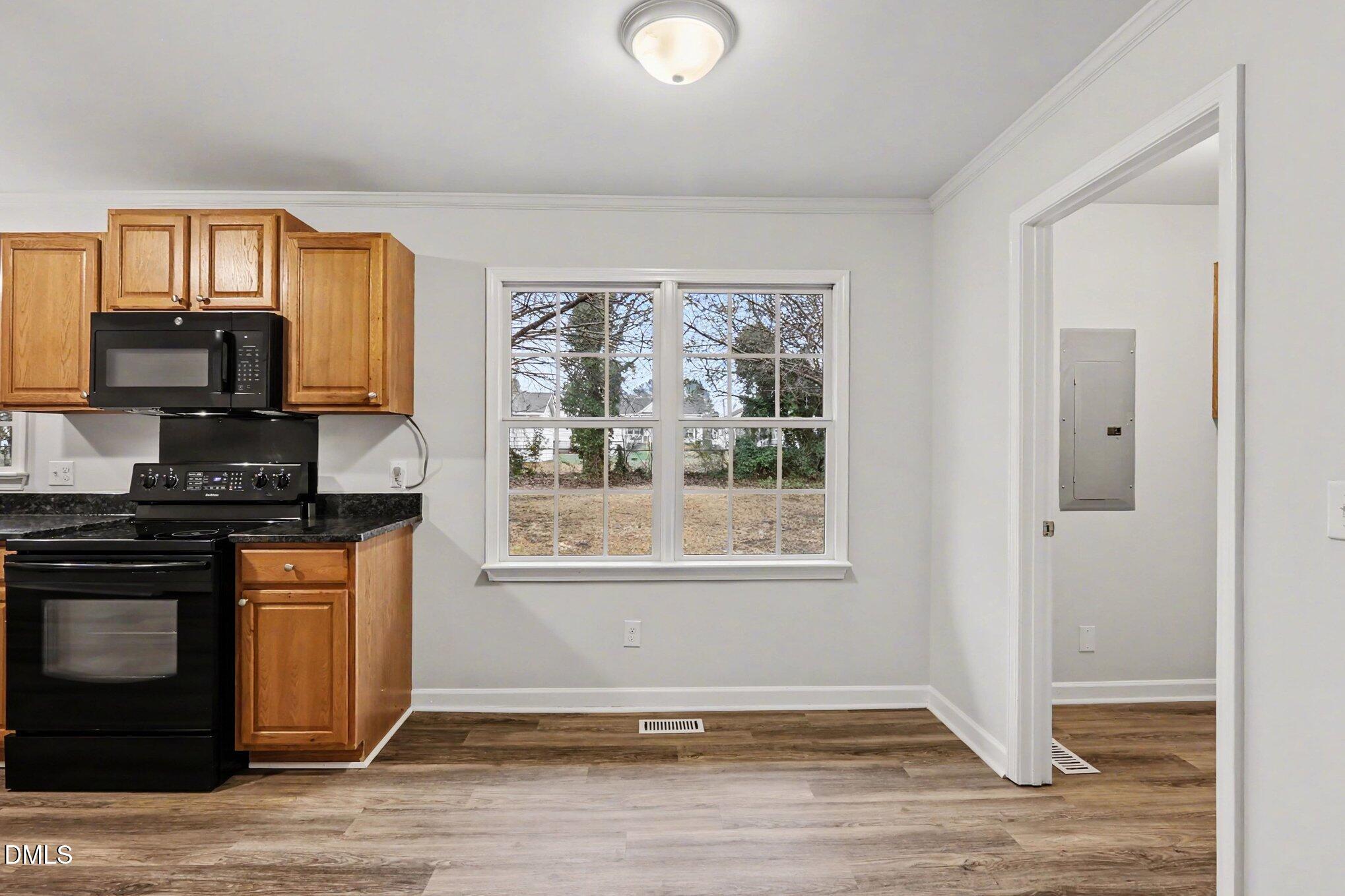 191 South Ida Street Coats, NC 27521 - Photo 7 of 17 photo_09