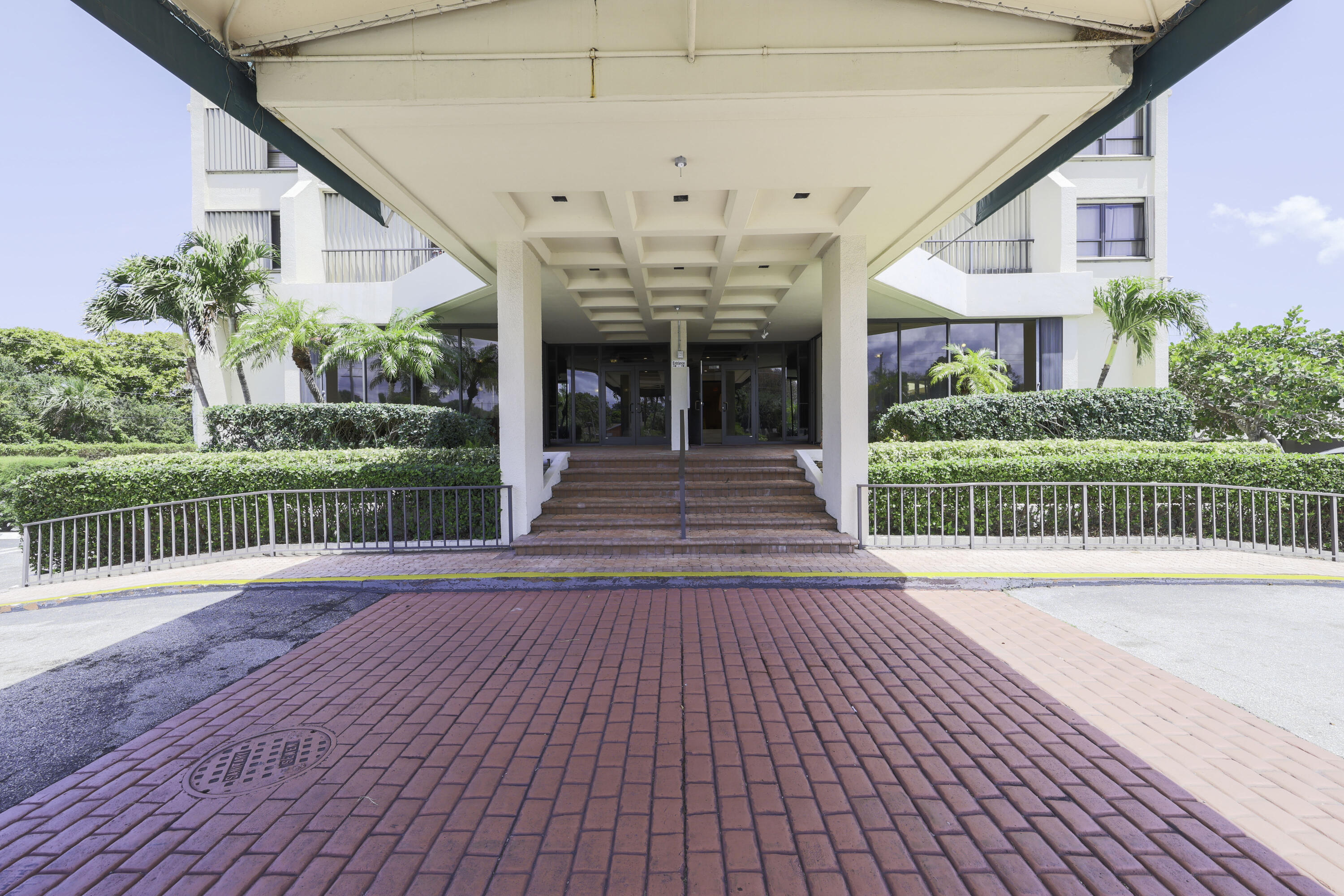 5600 North Flagler Drive, Unit 2701 West Palm Beach, FL 33407 - Photo 38 of 39