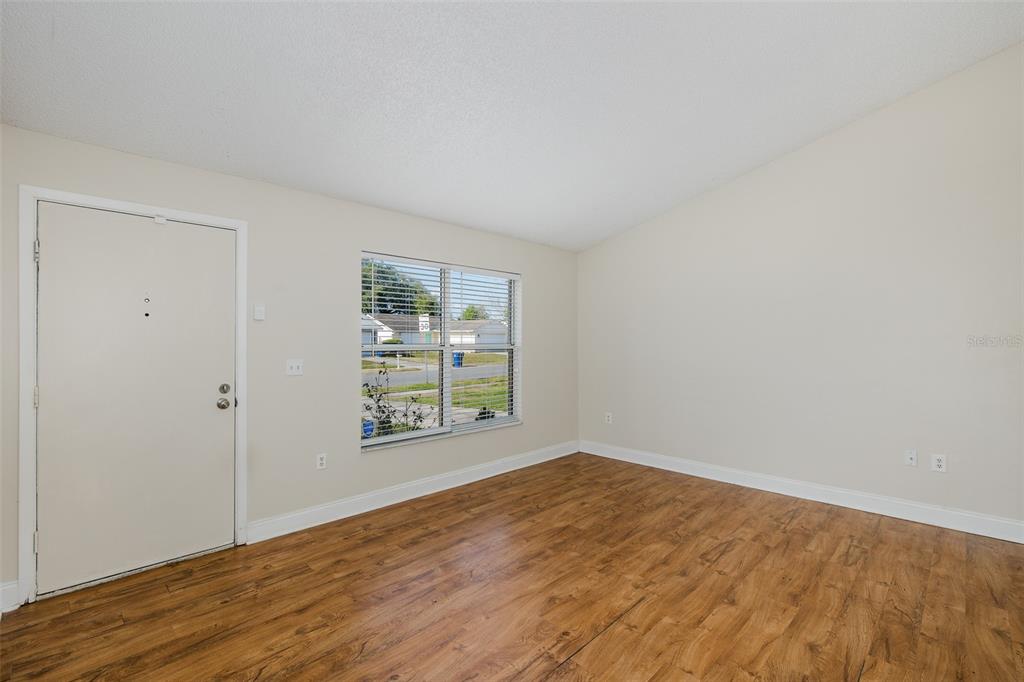 7549 Ivory Terrace New Port Richey, FL 34655 - Photo 5 of 30