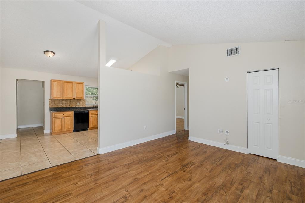 7549 Ivory Terrace New Port Richey, FL 34655 - Photo 6 of 30
