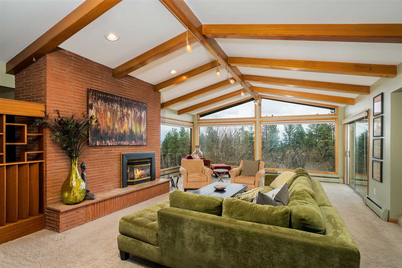 1527 South Crest Road Spokane, WA 99203 - Photo 3 of 20 Gallery Image 3