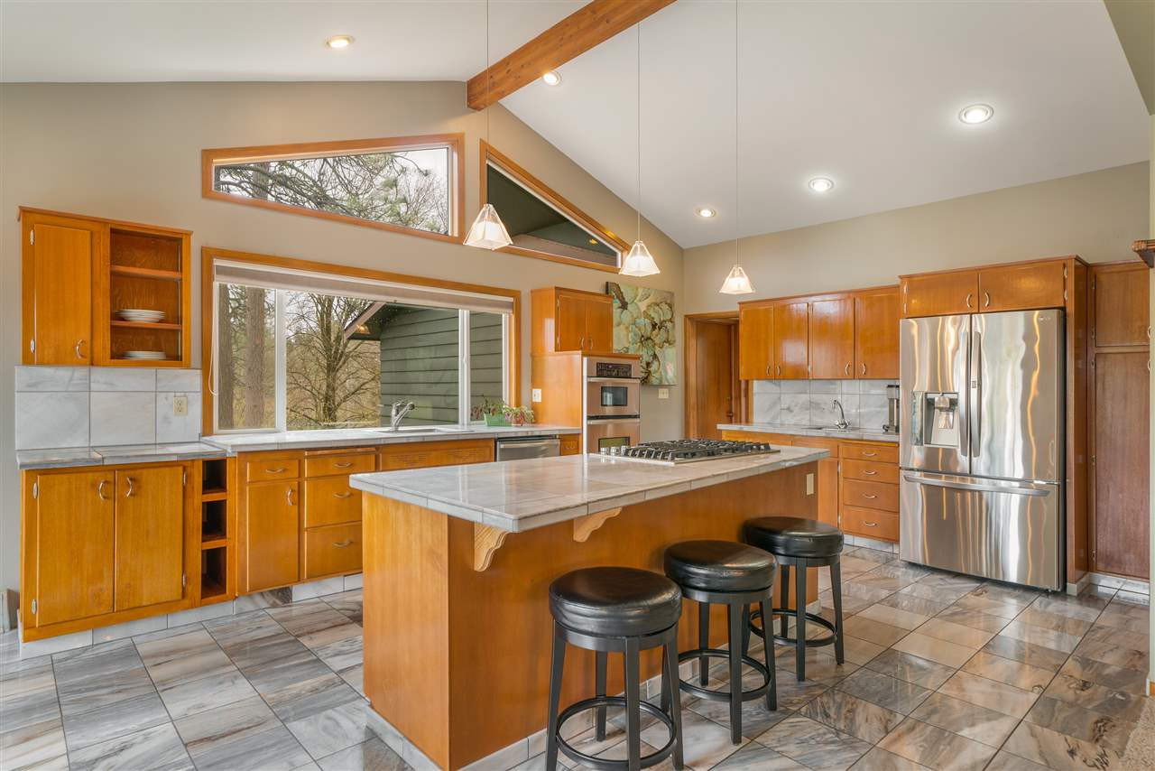 1527 South Crest Road Spokane, WA 99203 - Photo 6 of 20 Gallery Image 6