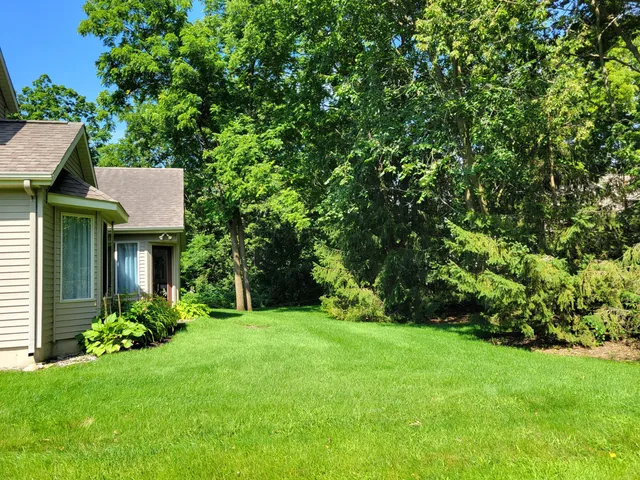 $369,900 | 913 Clark Street, Lowell, MI 49331