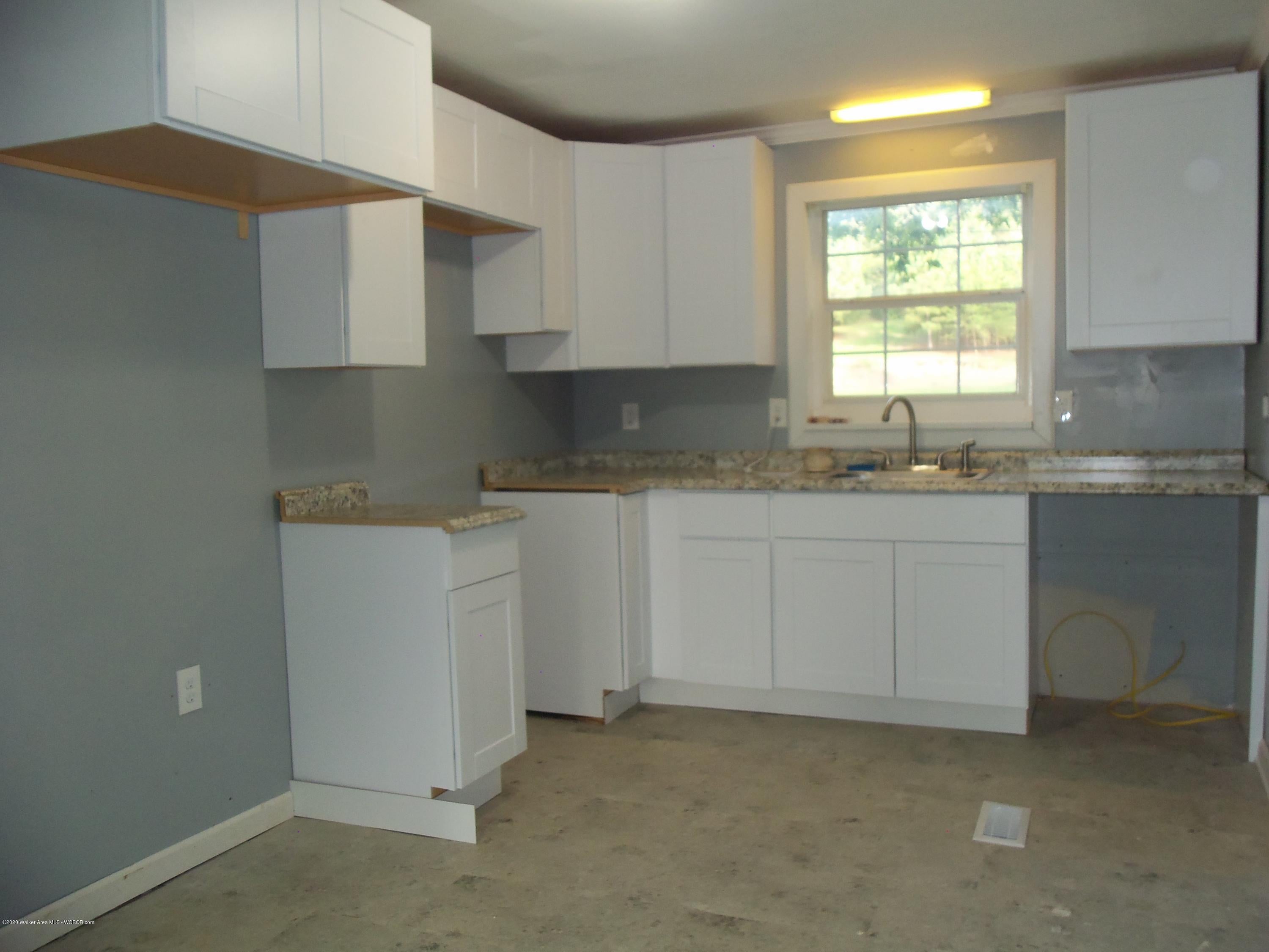 193 Battle Creek Road Jasper, AL 35503 - Photo 4 of 16 Gallery Image 4