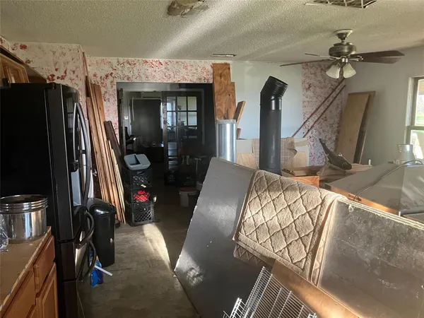 $399,990 | 355 Carmen Street, Azle, TX 76020
