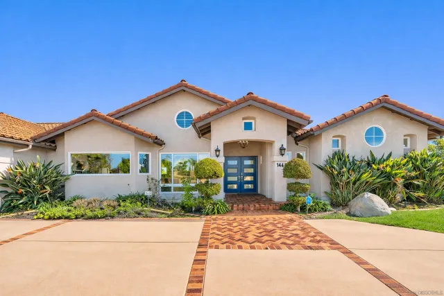 $2,148,888 | 1427 Buckskin Drive, Escondido, CA 92029